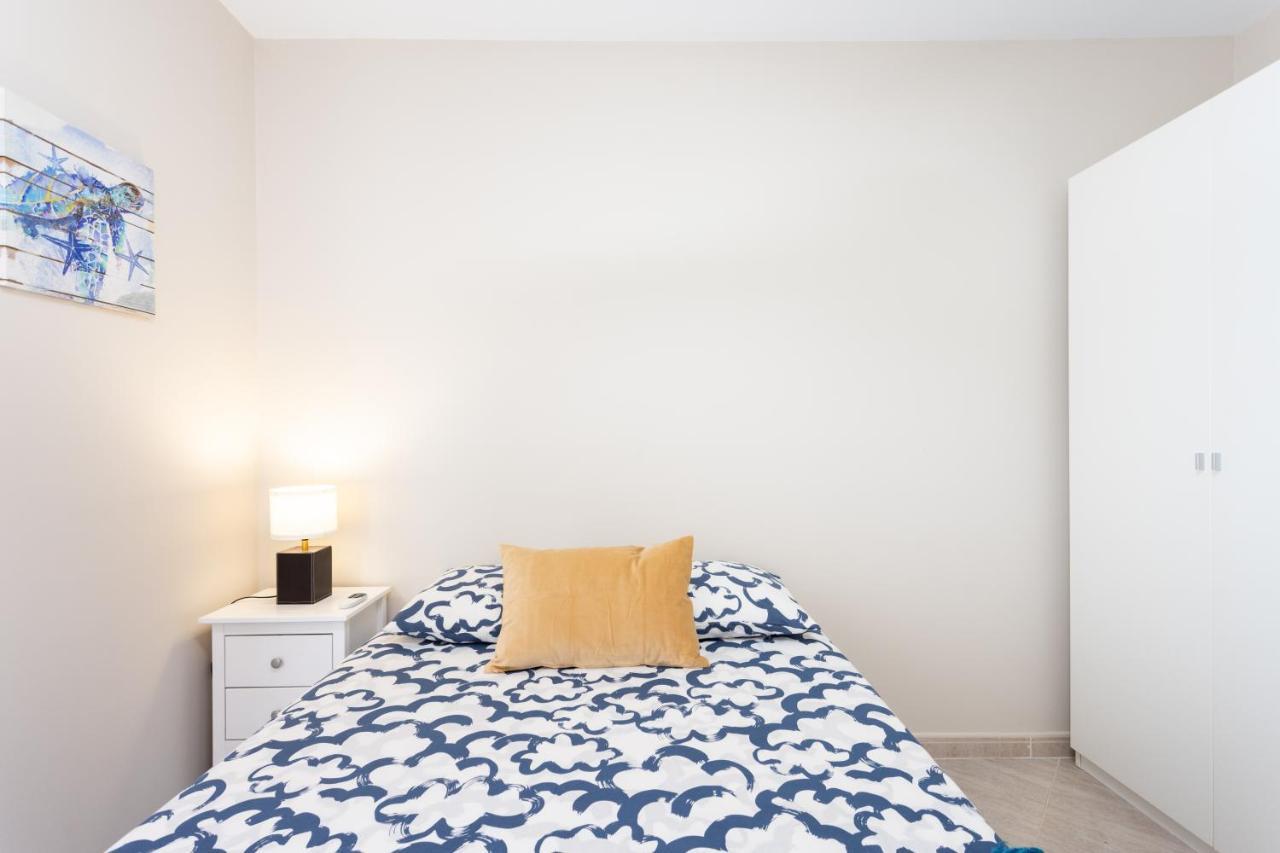 Home2Book Attic Terrace Apt Charming Ocean View كانديلاريا المظهر الخارجي الصورة